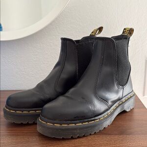 Doc marten Black Leather Chelsea Boots
